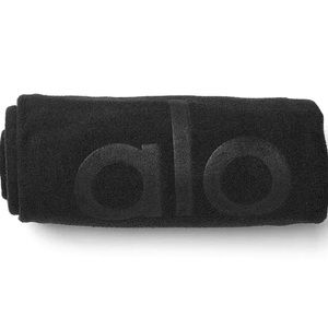 Alo Performance No Sweat Hand Towel